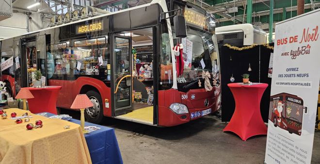 Extérieur évènement Bus de Noël