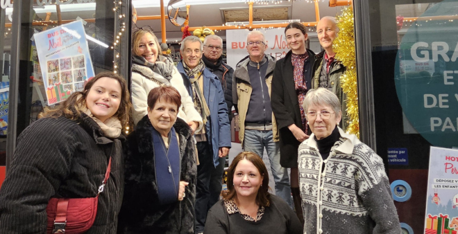 Remise des jouets aux associations